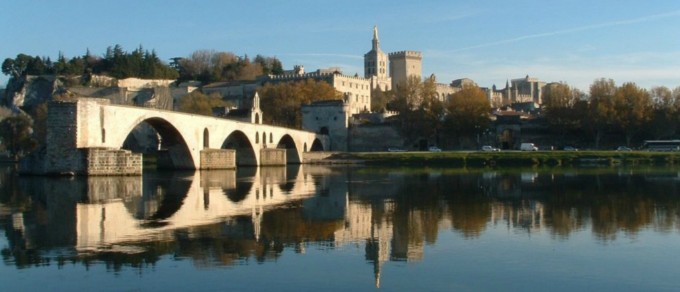 Avignon et son fameux pont de Saint-Bénézet